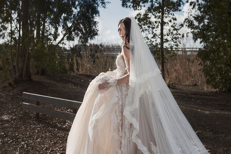 תעשו כבוד: נטלי סיסאורי כובשת את עולם האופנה 8