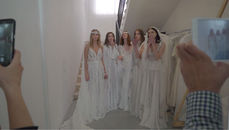 כובשות בלבן: הדגמים החדשים של מותג האופנה רונלינה 11