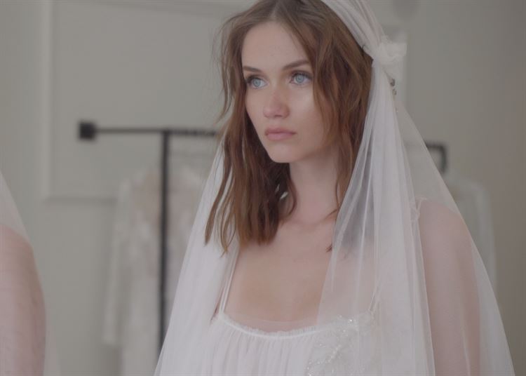 כובשות בלבן: הדגמים החדשים של מותג האופנה רונלינה 12