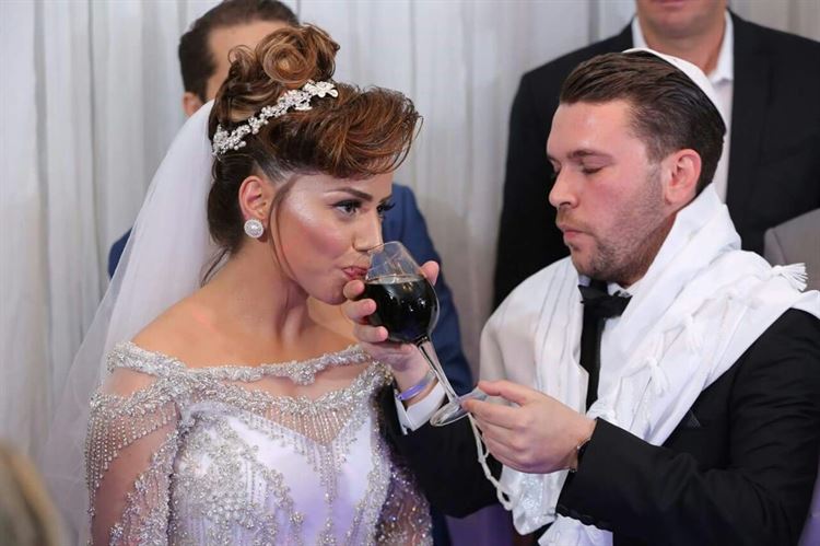 טקס החופה בעיצומו, החתונה של סטפני סורמונט ורפאל קסטרו (צילום: טל אקוקה)