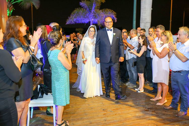 צפו: חתונה באווירה רגועה ואינטימית 3