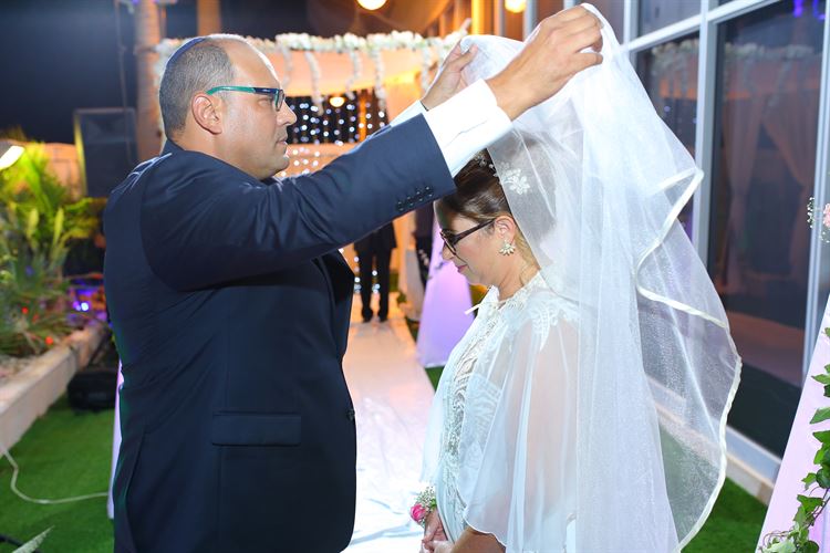 צפו: חתונה באווירה רגועה ואינטימית 5