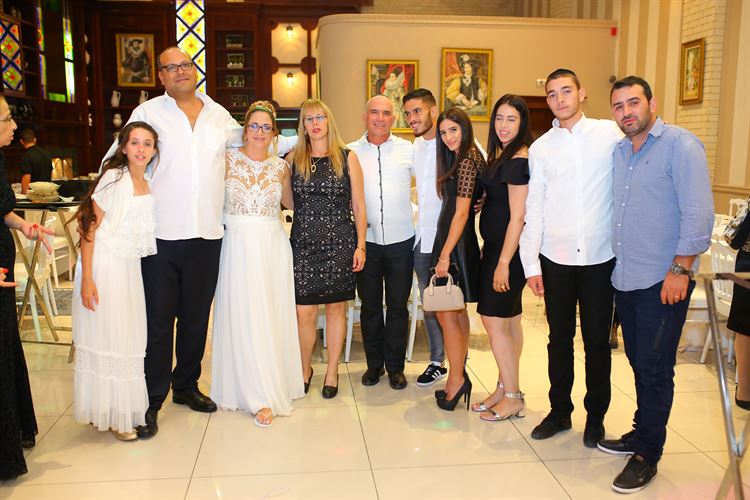 צפו: חתונה באווירה רגועה ואינטימית 14