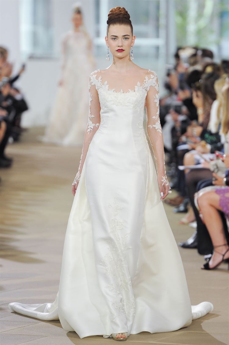 תצוגת אופנה עם תסרוקות שיער מרהיבות 10