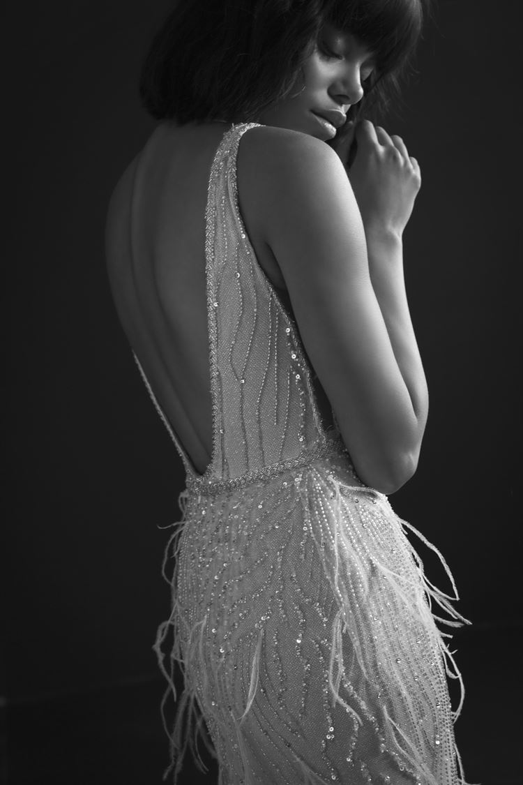 בין מזרח למערב: דרור קונטנטו בקולקציה עם אמירה 15