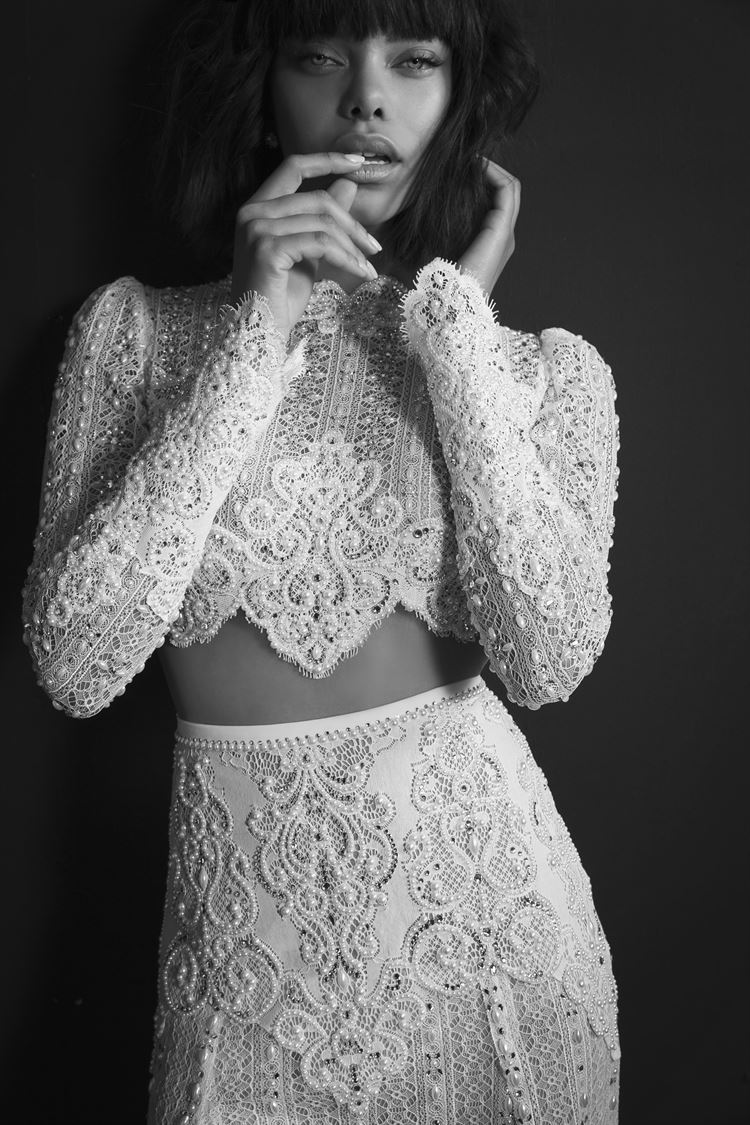 בין מזרח למערב: דרור קונטנטו בקולקציה עם אמירה 16