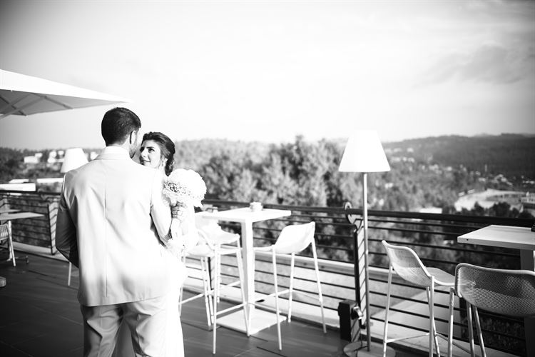 צפו: הצעת נישואים מושלמת על יאכטה 10