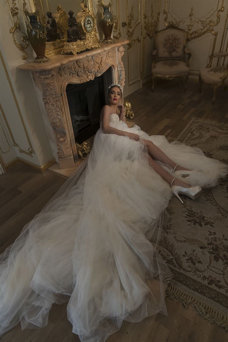 הכירו: המעצבת שאחראית על שמלת הכלה של מאיה פישל 12