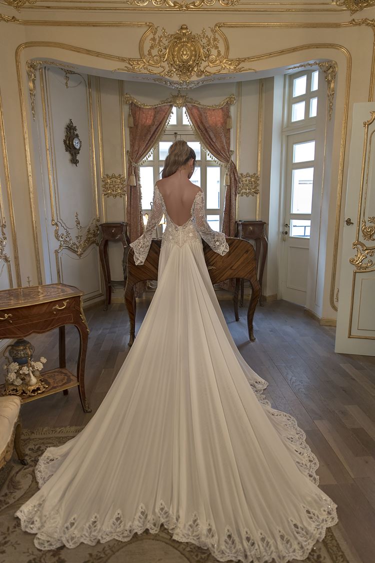 הכירו: המעצבת שאחראית על שמלת הכלה של מאיה פישל 17