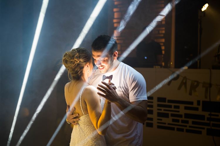 סלואו משותף ראשון, החתונה של ליטל לוין ויונתן נחמד (צילום: זה וזו)