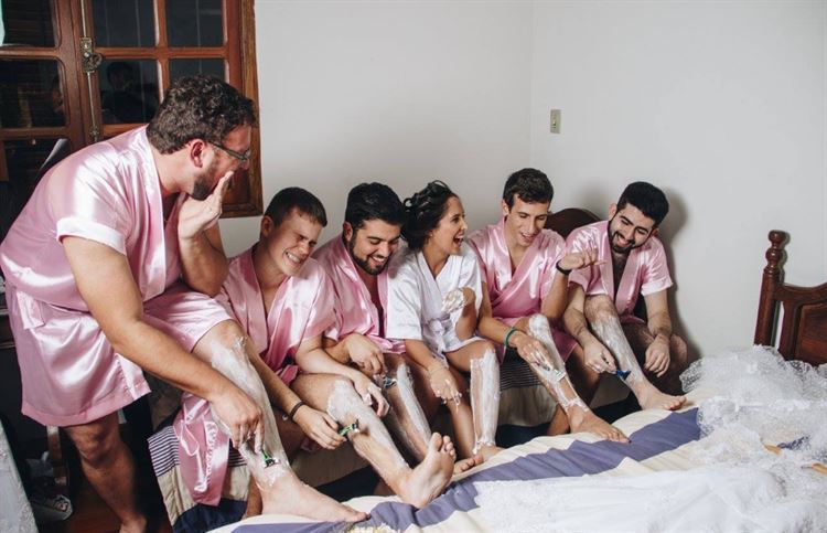 לגברים בלבד: מסיבת רווקות שתגרום לכם לצחוק בקול 2