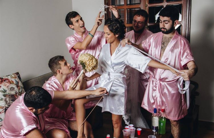 לגברים בלבד: מסיבת רווקות שתגרום לכם לצחוק בקול 8