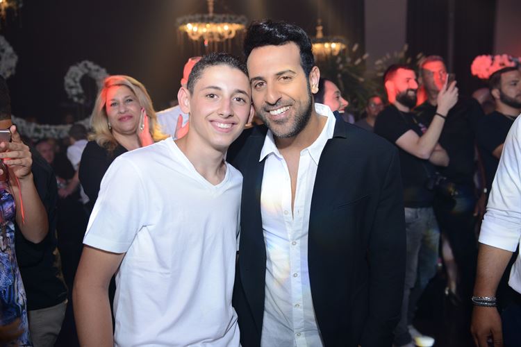 כולם הגיעו להרים: ירון אילן חוגג בר מצווה לבנו 6