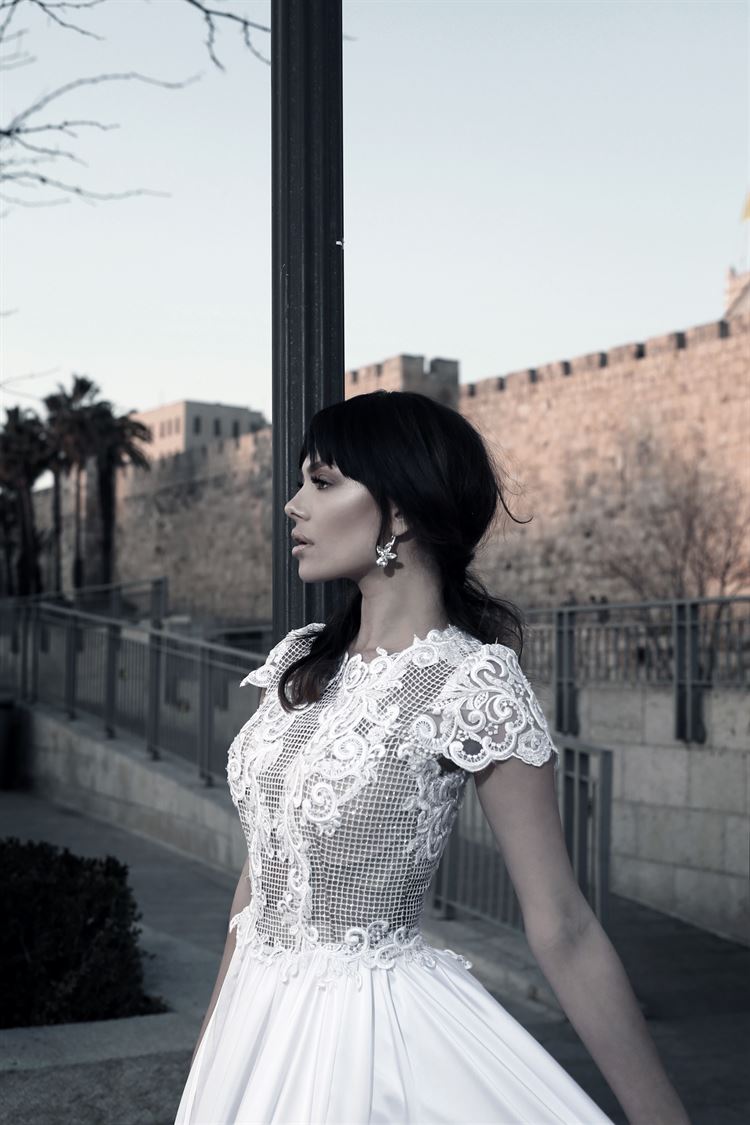 קוטור מרחף: מורן דיין בקולקציה רכה וקלילה 3