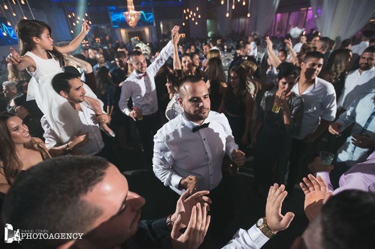 החתן שעשה את הדבר הבלתי יאומן הבא 9