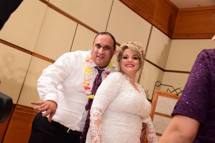 החתן שכבש את ליבה של כלתו עוד לפני שהכירו 19