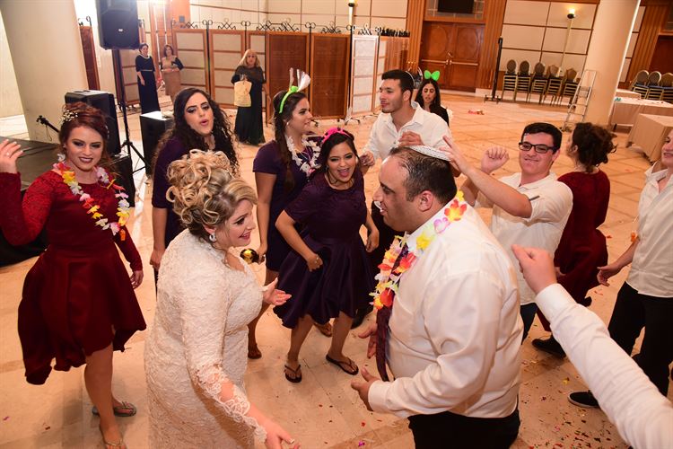 החתן שכבש את ליבה של כלתו עוד לפני שהכירו 20