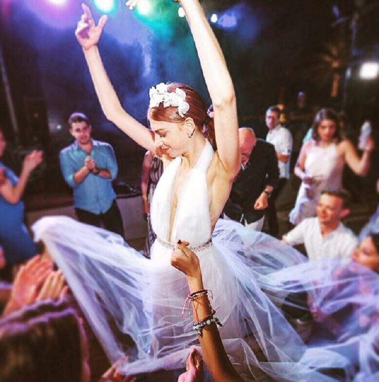 הסקר הגדול: מי לבשה את שמלת הכלה היפה ביותר? 3