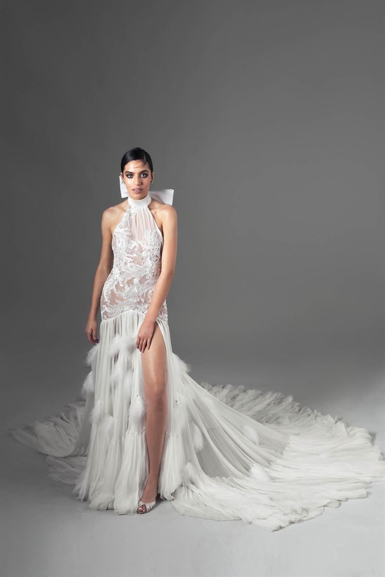 צפו: טל כחלון מתאים שמלת כלה לרווקות הלוהטות 10