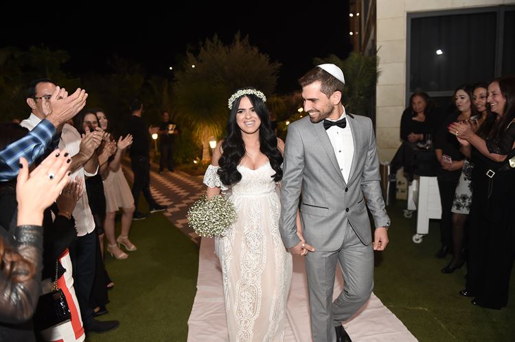 לא רק דרינק וצ'ייסר: הצעת נישואים מרגשת בפאב 15