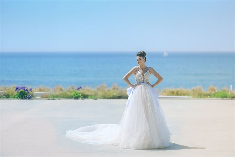 דניאל רומי קדוש פותח סטודיו בבירת שמלות הכלה 2