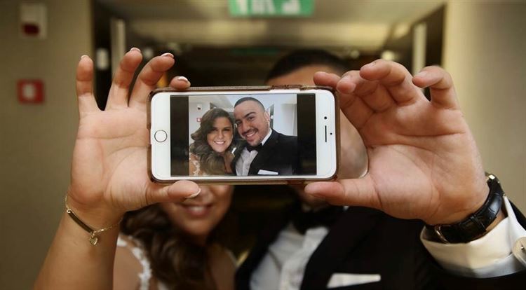 הצעת נישואים מרגשת בהופעה של קולדפליי 5