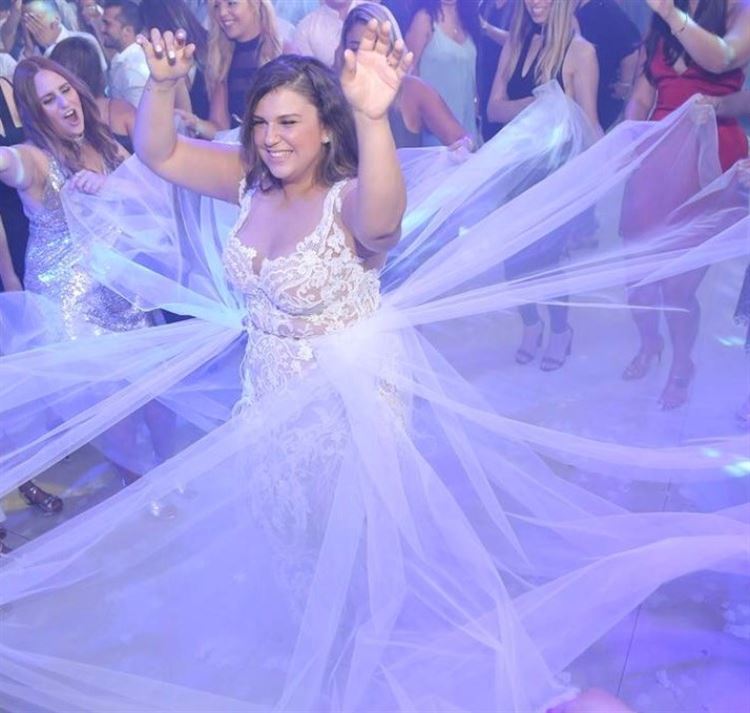 הצעת נישואים מרגשת בהופעה של קולדפליי 15