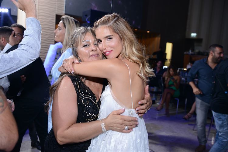 אחרי כל השנים: מידידות קרובה לאהבת אמת 22