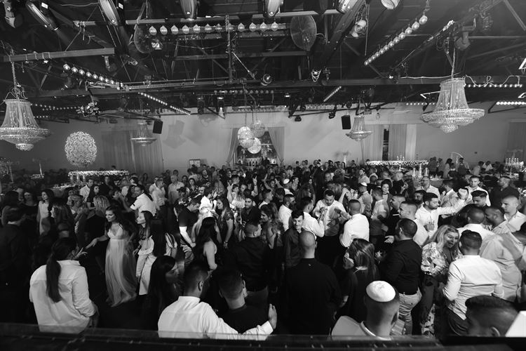 מסיבת הפתעה או הצעת נישואין? 22