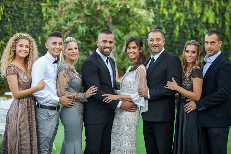 עוד פריים מחויך, החתונה של מור ספריאל ותומר הברמן (צילום: שלומי צור)