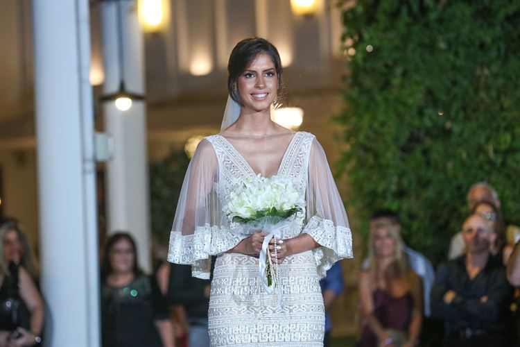 צועדת אל החופה בסטייל, החתונה של מור ספריאל ותומר הברמן (צילום: שלומי צור)