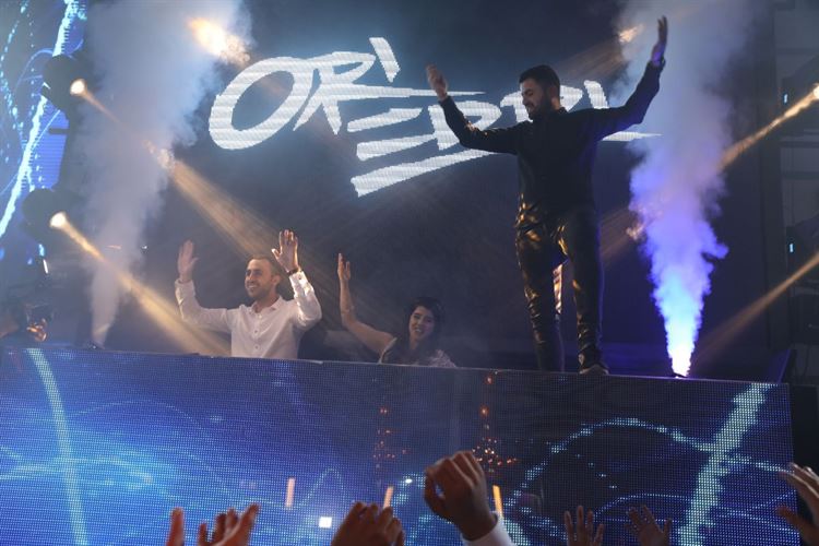 נתב"ג? לונדון? אירלנד? הצעת נישואין מסביב לעולם 18