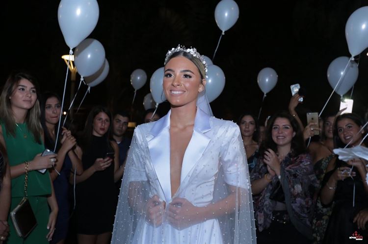 ברינג איט: הכלה שהותירה את האורחים פעורי פה 16