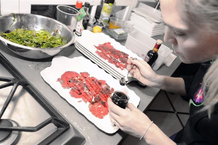 איך נראה שילוב מנצח של קולינריה וסטייל? 10