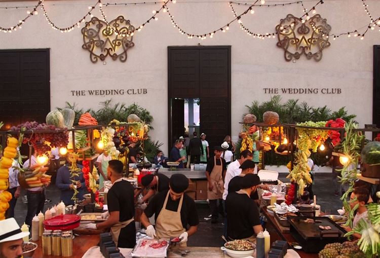 צפו: כשאולם האירועים הופך ליער טרופי 6