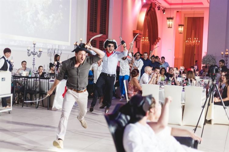 חתונה מהסרטים: גם שודדי הקאריביים היו שם 13