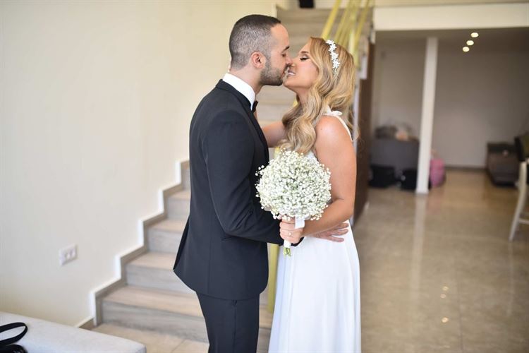 סיפור אהבה שהתחיל מקצוות שונים 11