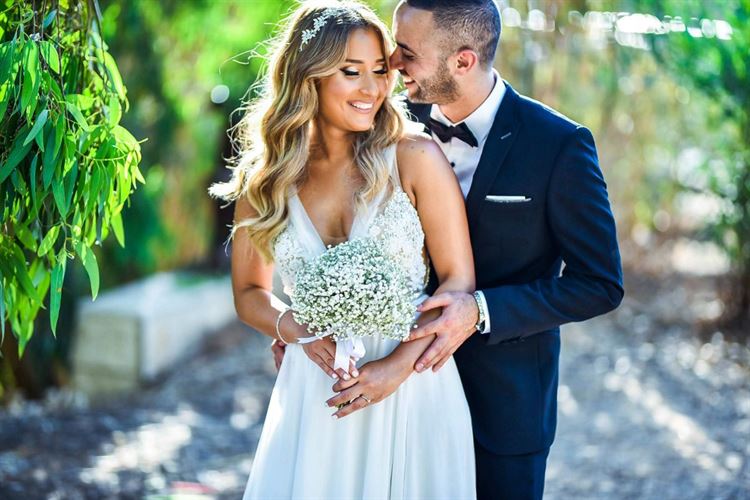 סיפור אהבה שהתחיל מקצוות שונים 6