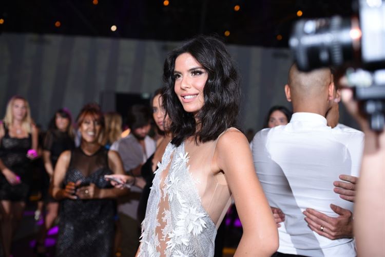 מקושרת: הכלה המדהימה שאסור לכם לפספס 22