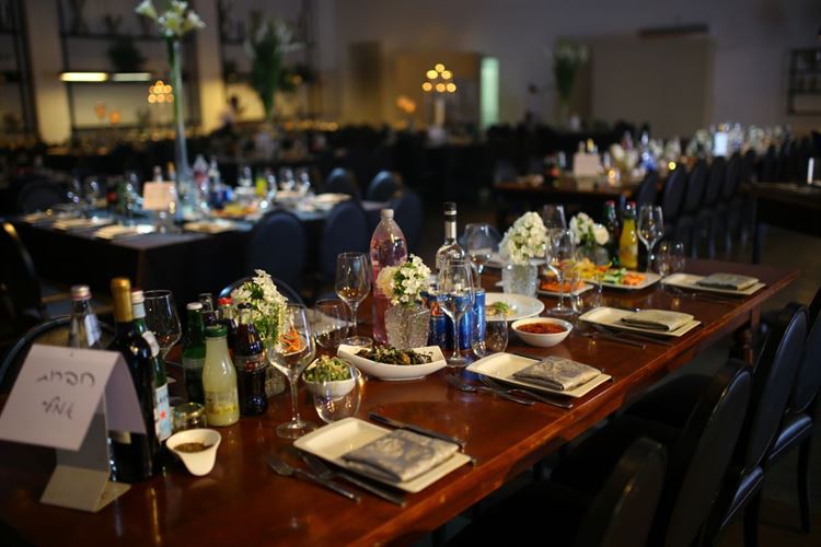 מחכים לאורחים, החתונה של אמלי מימון ועידן תייר בסיטרוס (צילום: בני טפירו)