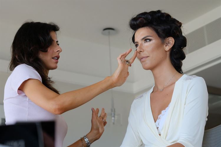 מקושרת: הכלה המדהימה שאסור לכם לפספס 11