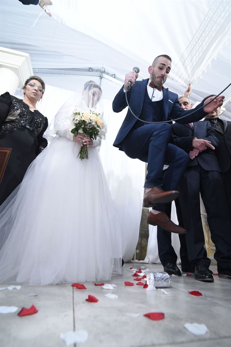 המפתיע ממפתיע פתור: הצעת נישואין עם טוויסט 21