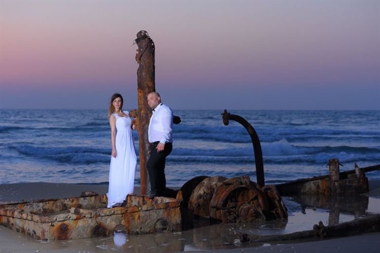 מזל טוב: אמא ואבא מתחתנים 13