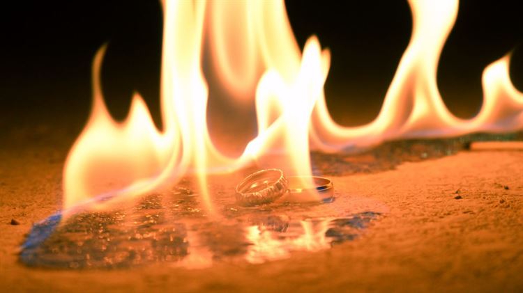 מזל טוב: אמא ואבא מתחתנים 27