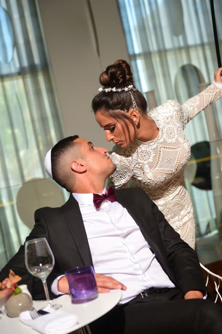 מה הפך את החתונה הבאה לנושא חם לשיחה? 9