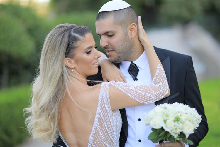 התגבר על הביישנות וכבש את ליבה של כלתו 6