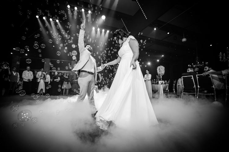 הפכים נמשכים: הצעת נישואין מפתיעה 24