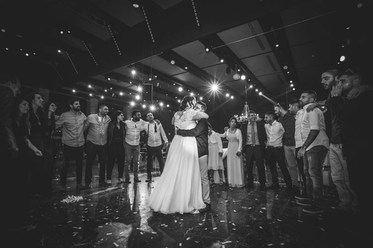 הפכים נמשכים: הצעת נישואין מפתיעה 26