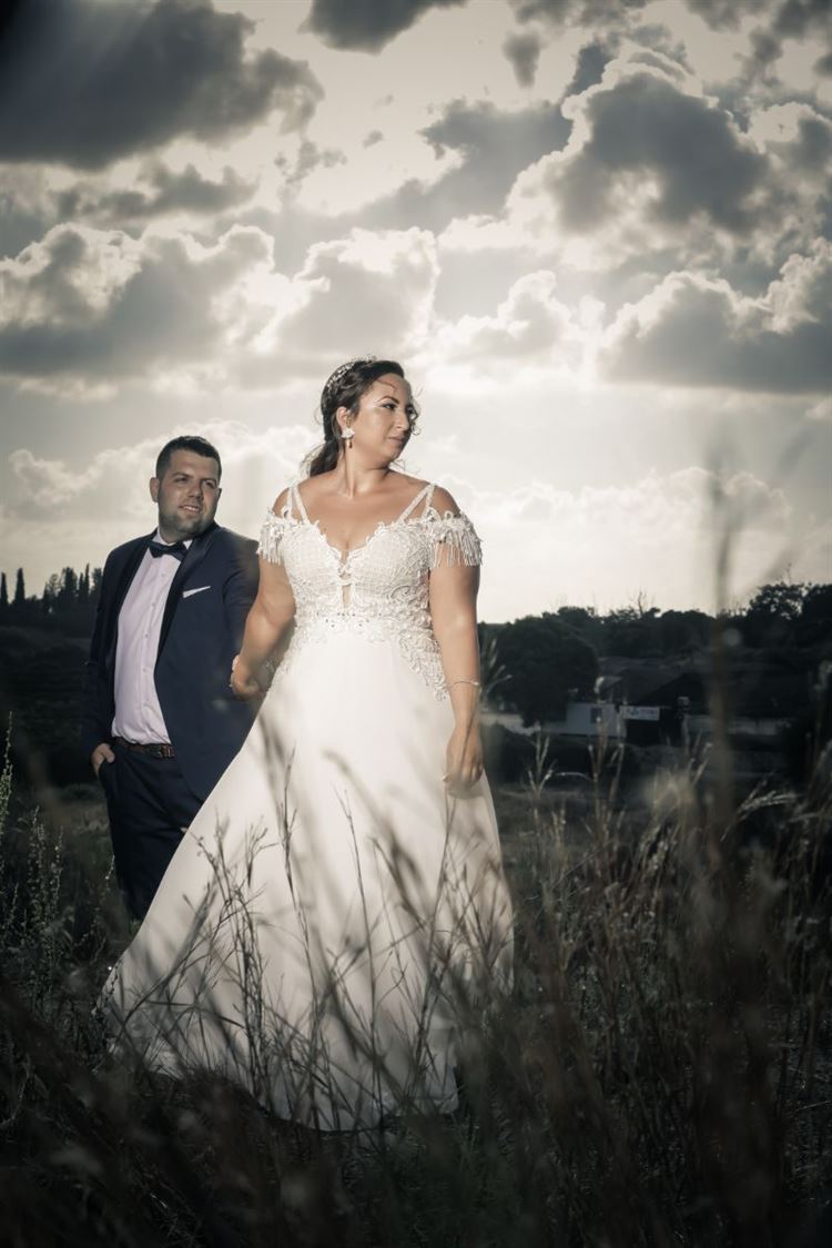 באה לסליחות ויצאה עם טבעת 11