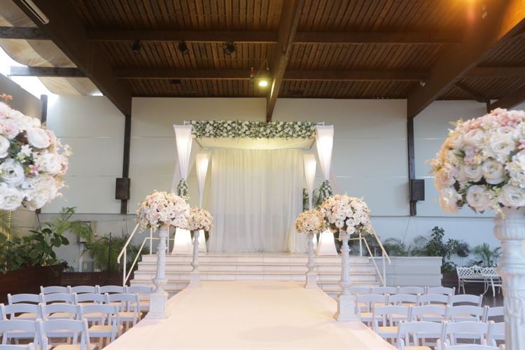 באה לסליחות ויצאה עם טבעת 14